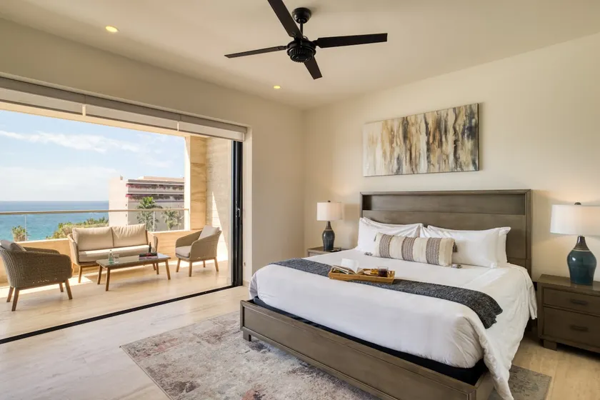 Rooftop Jacuzzi: Your Dream Retreat. 4 people - Image 1