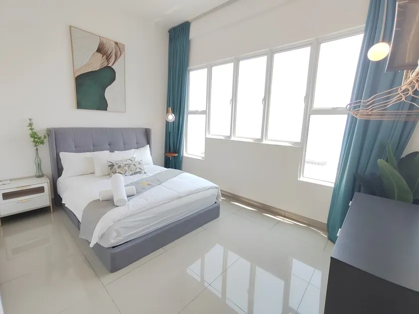 AmberCove SeaView by Luxpro - Image 1
