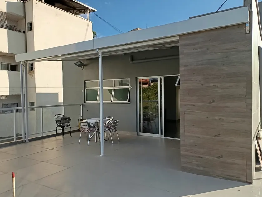 Sustainable Apartment (Penthouse): 2 bedrooms with hydro. - Image 1