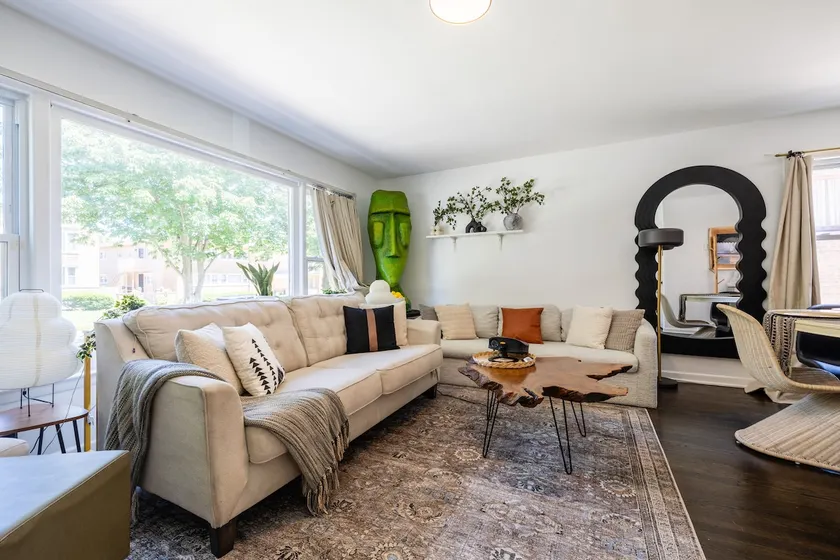 Haus Of Hues| MDRN| Bright| Peaceful| Private Apt - Image 1