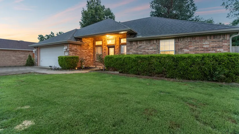 Your Home Away From Home! - Image 1