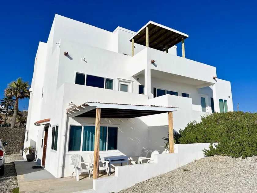 Oceanfront - White House - Image 1