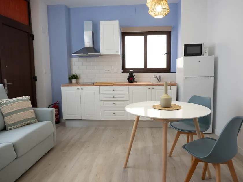 Casa De Carla, Apartment with double bed and sofa. - Image 1
