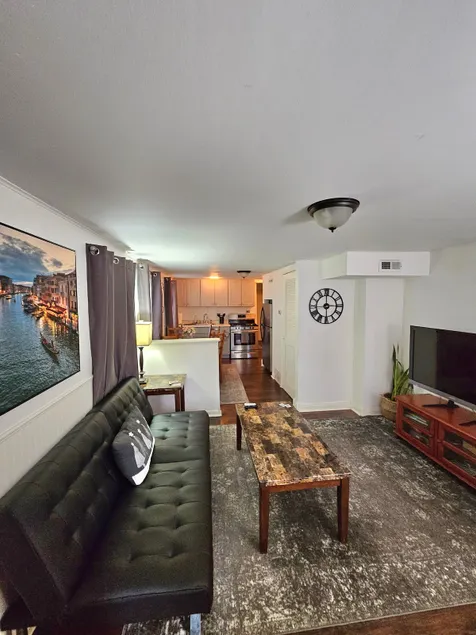 The Drake - Chic 2BR Private Unit - Image 1