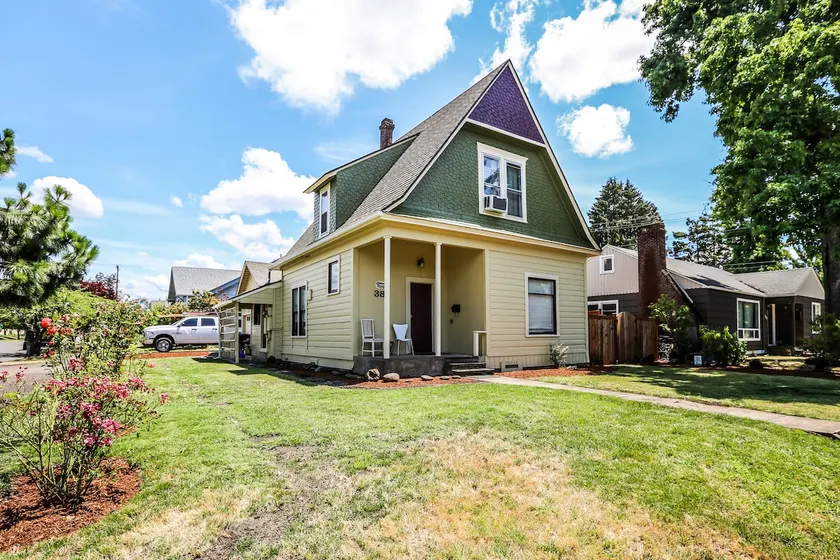 1900’s Historic Washburne House! - Image 1