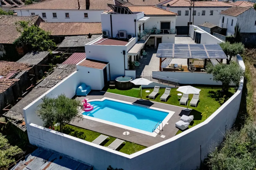 House with sauna and Jacuzzi for vacation - Image 1