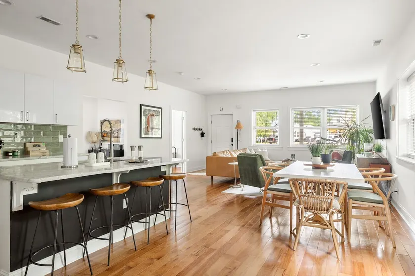 Swordfish Suite~Charleston Retreat - Image 1