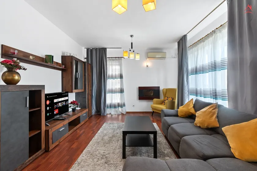 DreamHouse Titan Apartment - Sunrise - Image 1