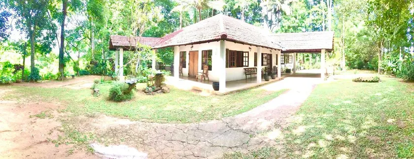 Captain's Bungalow - Image 1
