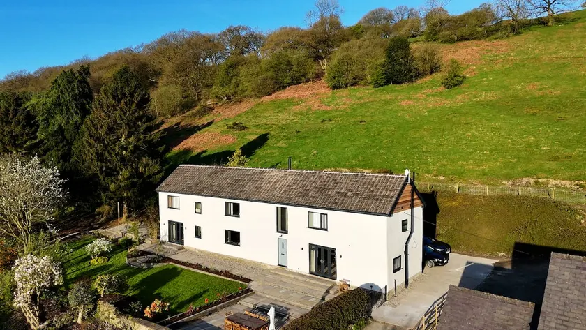 Large Farmhouse set in the Shropshire Hills - Image 1