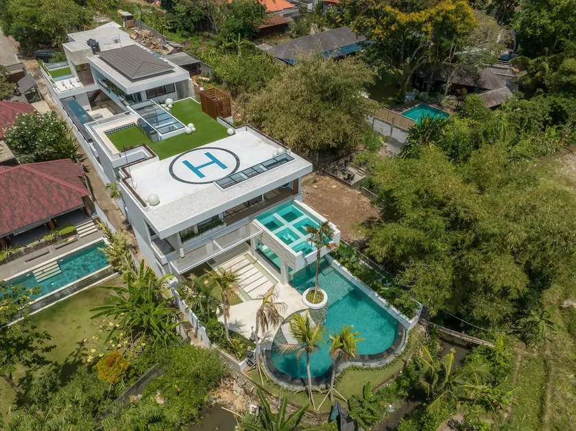 Casa Infinito - Resort Style 8 Bedroom Villa in Canggu - Image 1