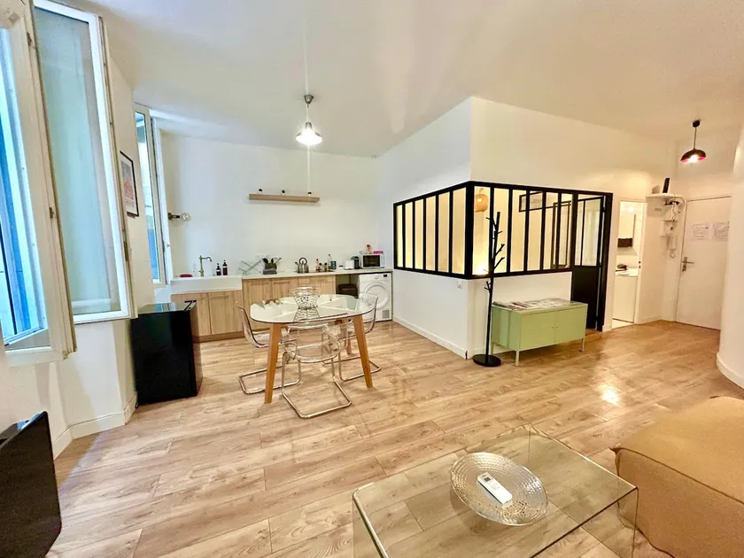 At Marie and Romain's – apartment in the heart of Joliette/Panier - Image 1