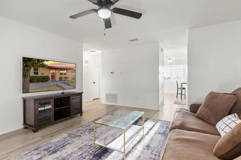 NEW * Killeen 1 Story | Pets Ok | 6 mi Fort Hood - Image 1