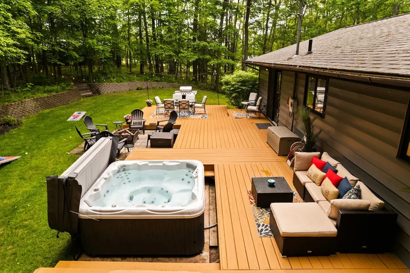 Hot tub+Firepit+Game Room+Sleeps 14 - Image 1