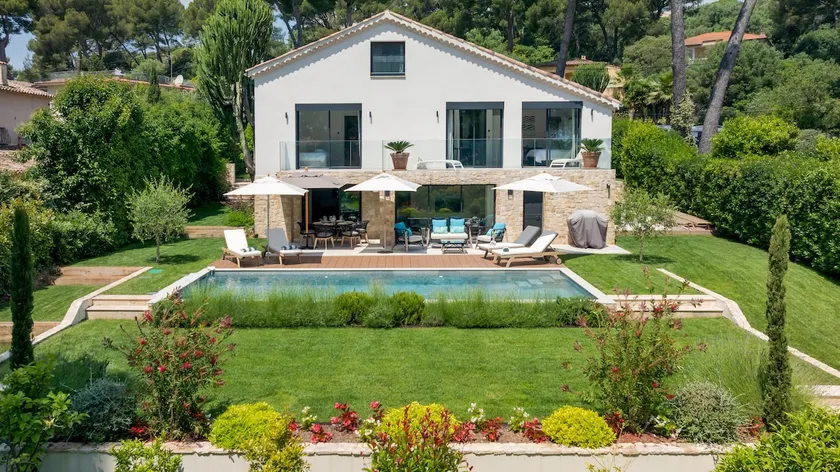 Luxueuse villa au Cap d’Antibes - Image 1