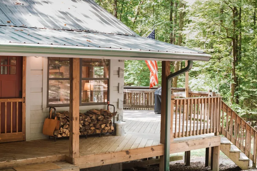 Peaceful cabin, 13 miles to the Great Smoky Mtns - Image 1