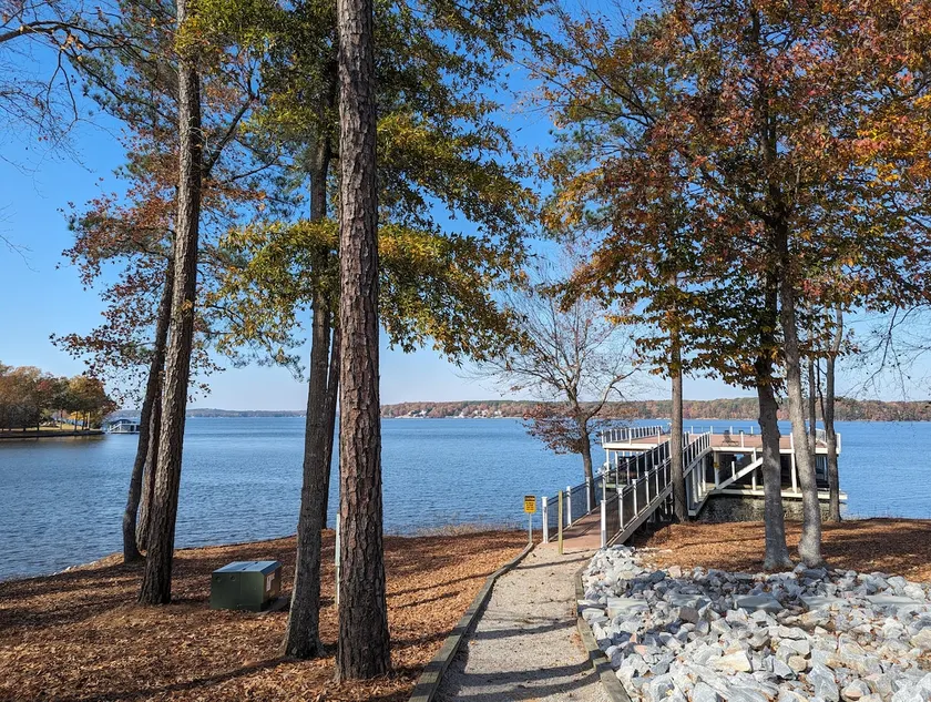Getaway with ”No Egrets” at Lake Gaston! - Image 1