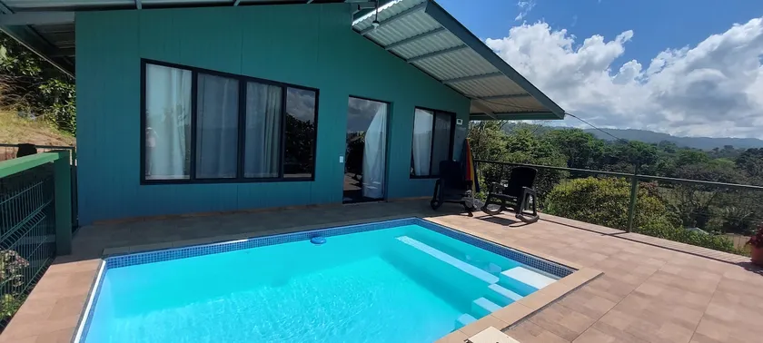 Cabin with a pool and panoramic view - Image 1