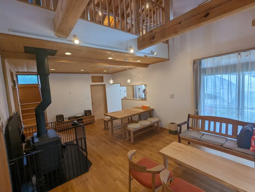 Kikori House | A house in a mountain village made with real materials - Image 1