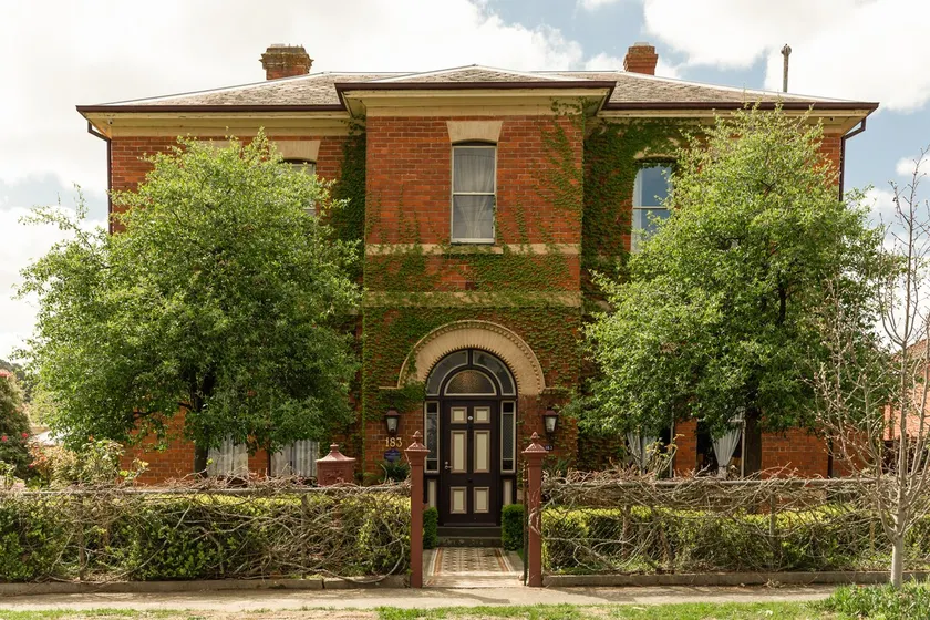 Aurum House; heritage style and comfort - Image 1