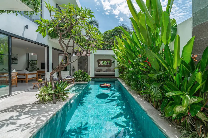 Modern Pool Villa | 6 Mins to Berawa Beach & Finns - Image 1