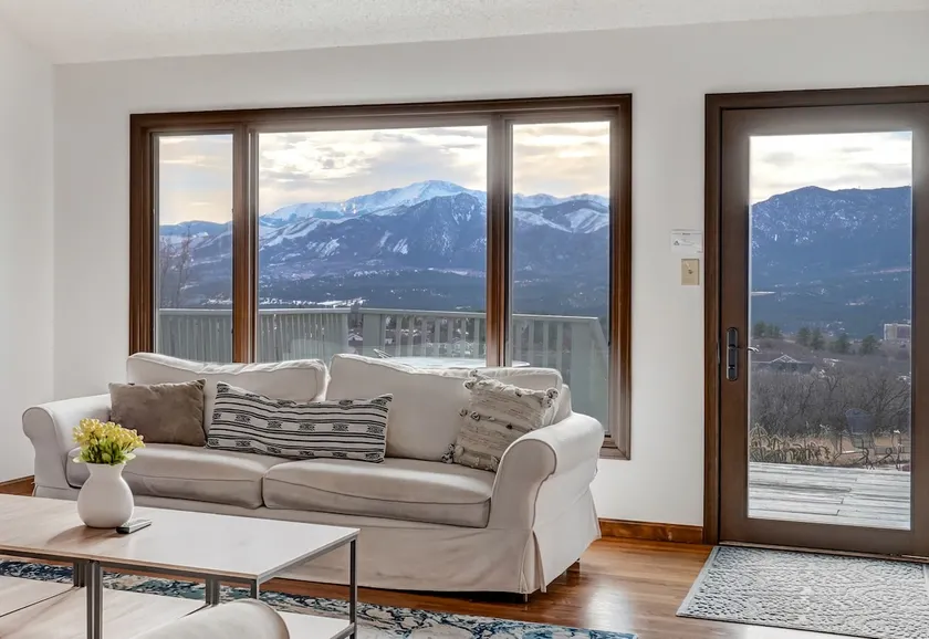 Private | 72 Acres | Grand Views | Hot Tub | USAFA - Image 1