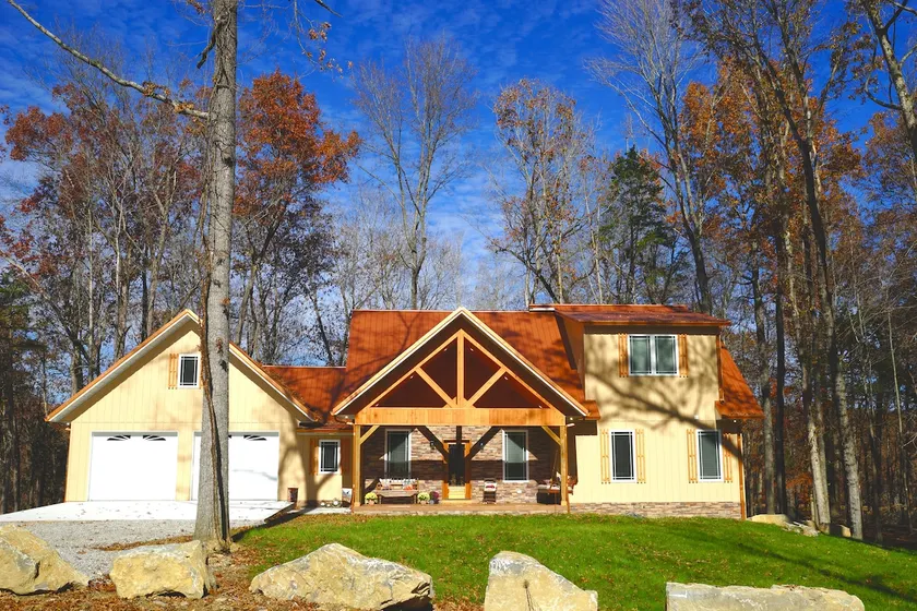 Limestone Lakehouse at the Cove - Image 1