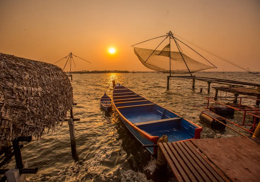 Premium Lagoon-chill Backwater Villa At Kochi - Image 1