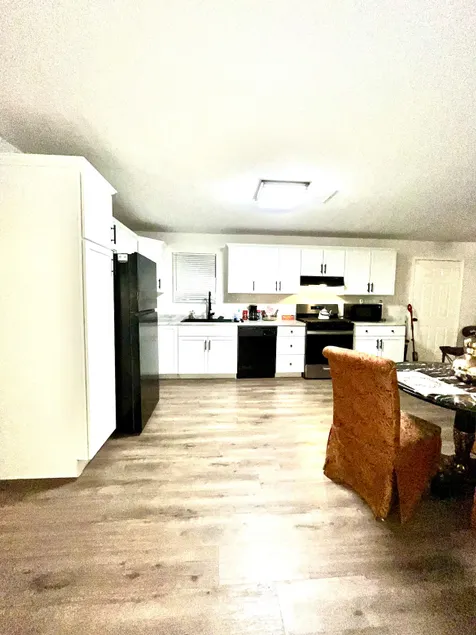 Cozy, Comfortable & Convenient Stays 2Bdrm/1 Bath - Image 1