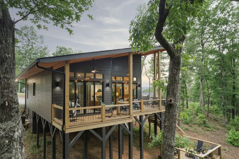 Luxury MTN Retreat, Hot Tub w/view! Carter’s Lake! - Image 1
