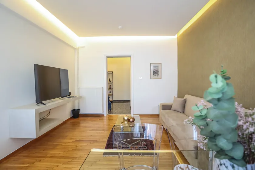 Elektra's Apartment, in the center of Larissa with parking - Image 1