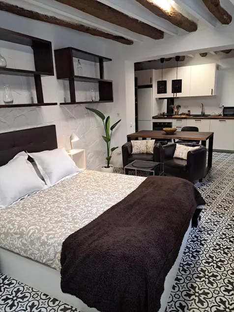 Loft in Badalona beach / Metro Barcelona center - Image 1