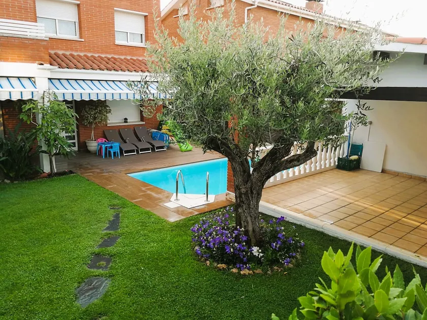 Casa Avi - Image 1