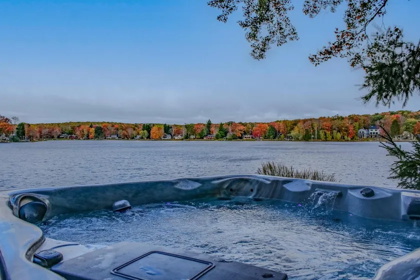 Lakefront Paradise in the Poconos! - Image 1