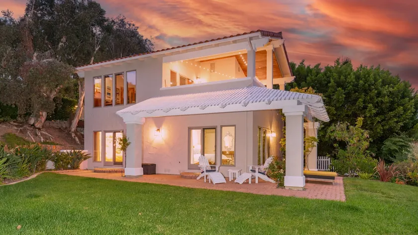 Tranquil & Spacious 2-Bedroom Garden Retreat - Image 1