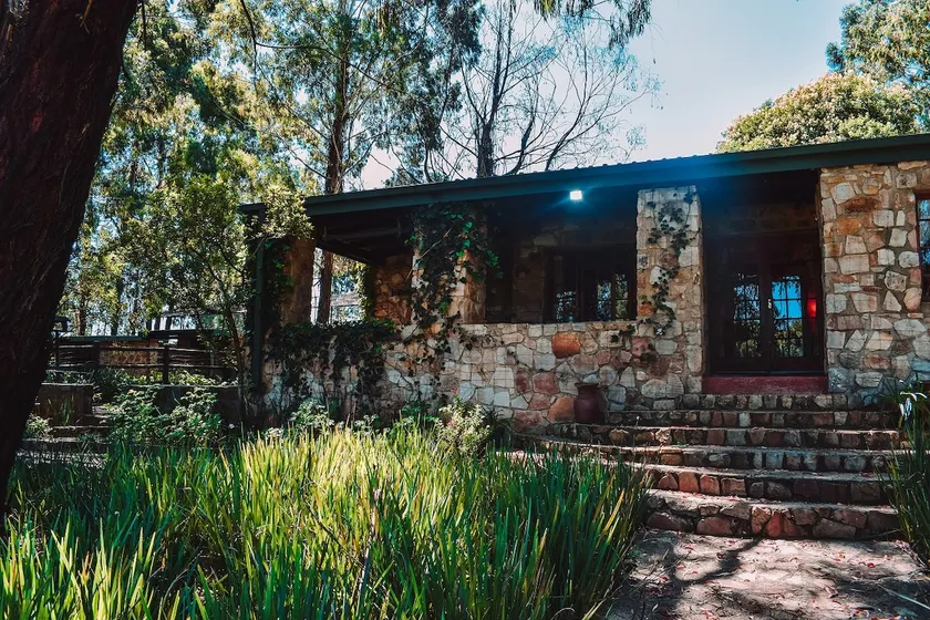 Cosy and comfy stone cottage on a farm 4x4 only - Image 1