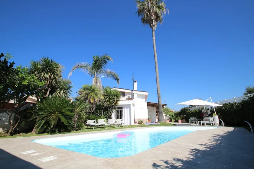 Villa with pool - Edri Beach House Salerno - Image 1