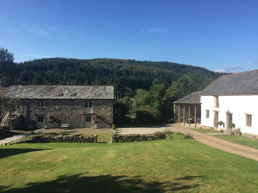 Butterdon-Dartmoor Cottage sleeps 5 - Image 1