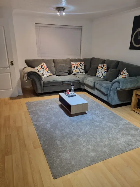Amazing 3 Bed House in New Cross - Image 1