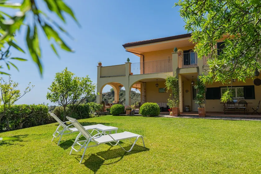 Villa Mastrissa Taormina - Image 1