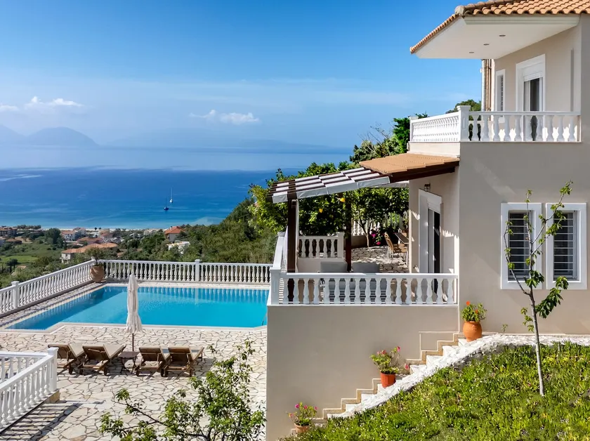 Private Villa with Private Pool & Sea Views - Image 1
