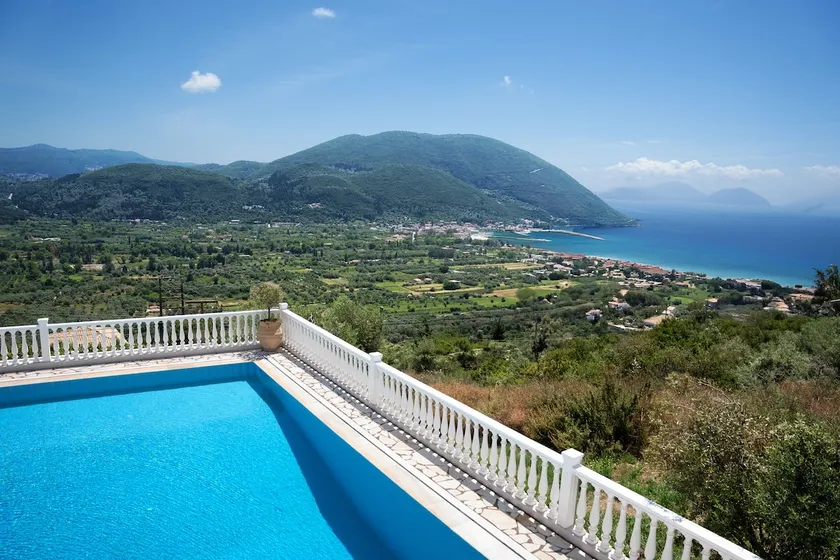 Offer for 1 Bedroom Apartment with Pool & Sea View - Image 1