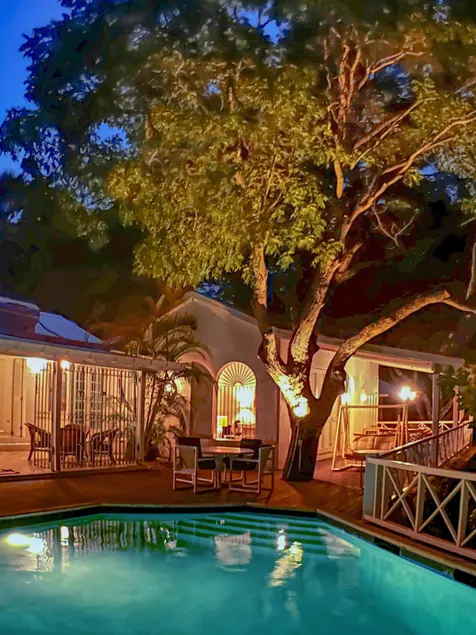 Mahogany Grove Villa in nature with private pool - Image 1