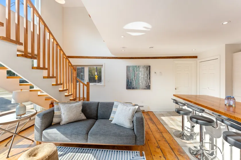 The Carriage House - Unit 1 - Image 1