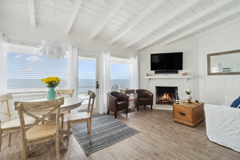 The Point Dume Bungalow on Carbon Beach - Image 1