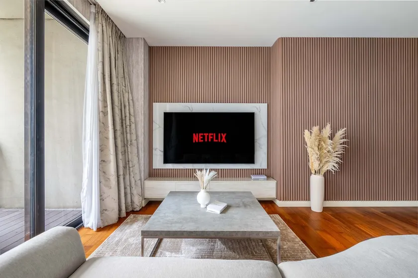 Stunning Getaway Apartment in Dubai City Walk - Image 1