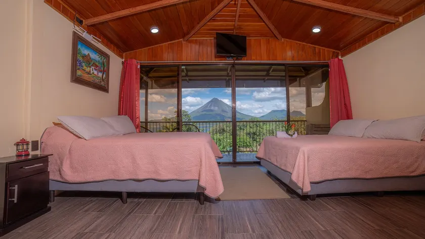 Villas Paradise Arenal Volcano Lake View - Image 1