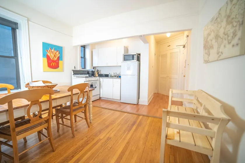 Cozy apartment in beautiful midtown Hoboken! - Image 1
