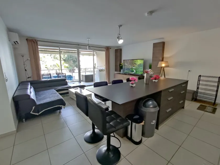 Elegant 2-bed flat Papeete, AC, parking, WiFi + - Image 1