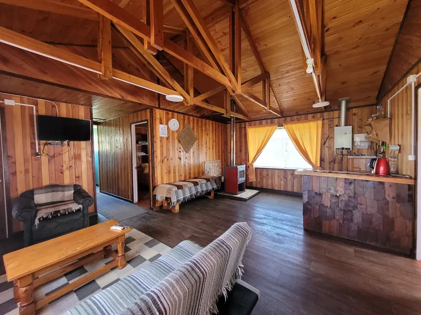 Cabins for 6 people near Quellón-Chiloé - Image 1